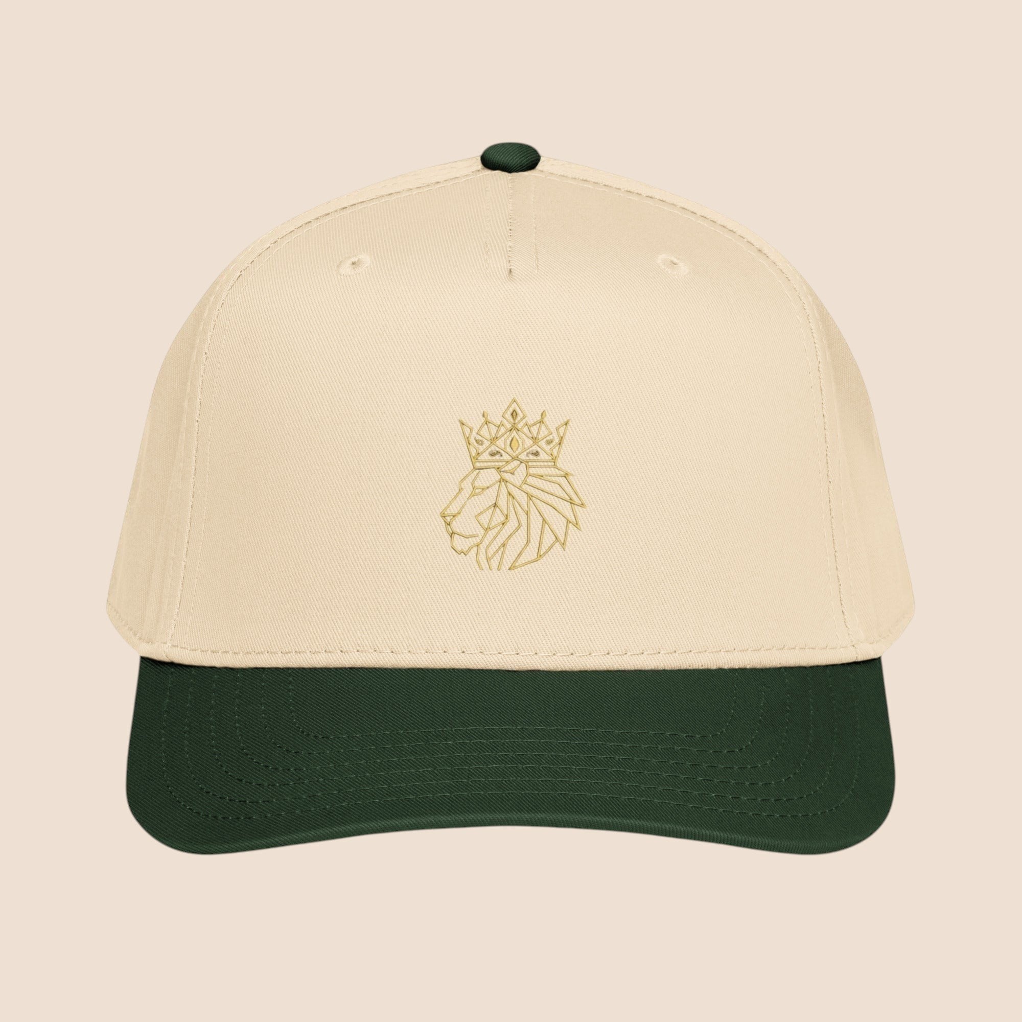 PUNJAB BOLDA beige 5 panel cap with embroidered crowned lion logo and dark green visor. Polyester-cotton blend.
