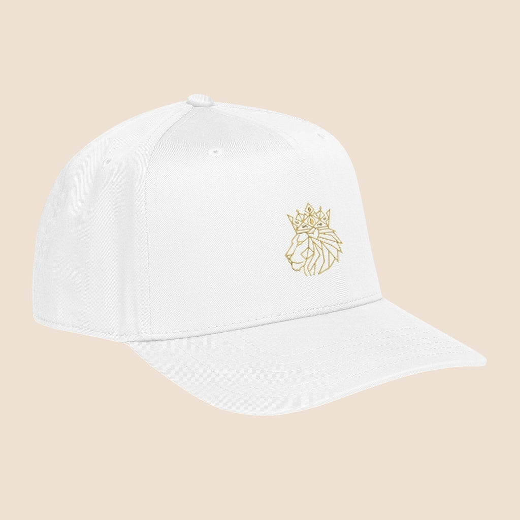 PUNJAB BOLDA white 5 panel cap with a gold embroidered crowned lion logo on the front. Made of polyester and cotton.